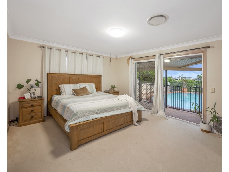 26 Santabelle Crescent, Clear Island Waters QLD 4226