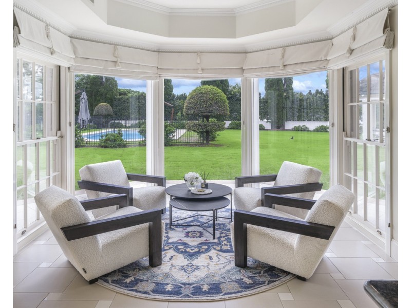 17 Leatherwood Place, Brookfield QLD 4069