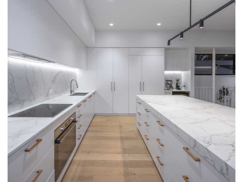 43 Ivy Street, Indooroopilly QLD 4068