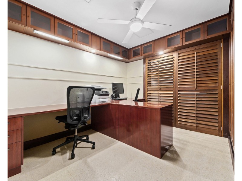 43 Paramount Terrace, Seven Hills QLD 4170