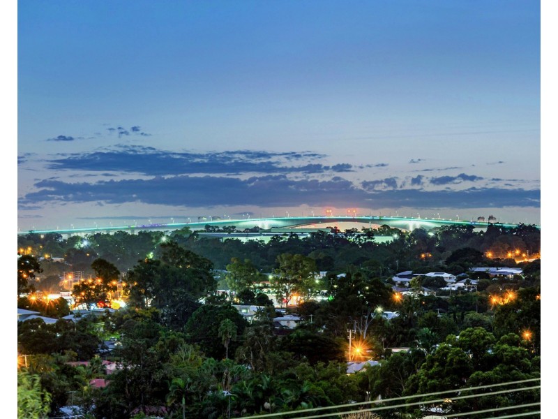 43 Paramount Terrace, Seven Hills QLD 4170