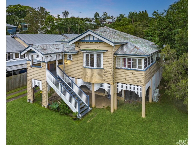 26 Overend Street, Norman Park QLD 4170