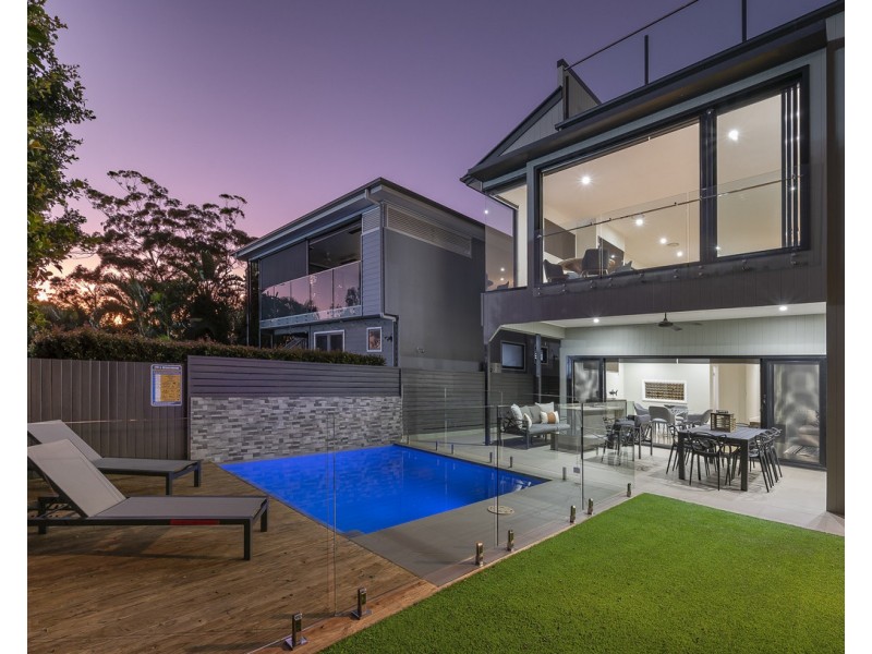 11 Atkinson Street, Hamilton QLD 4007