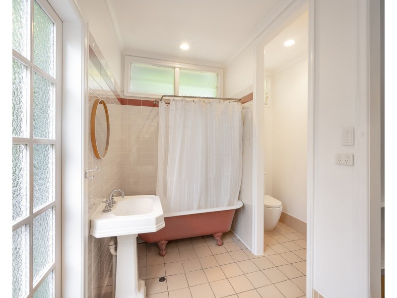 5 Hunter Lane, Clayfield QLD 4011