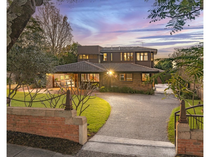 72 Enderley Road, Clayfield QLD 4011