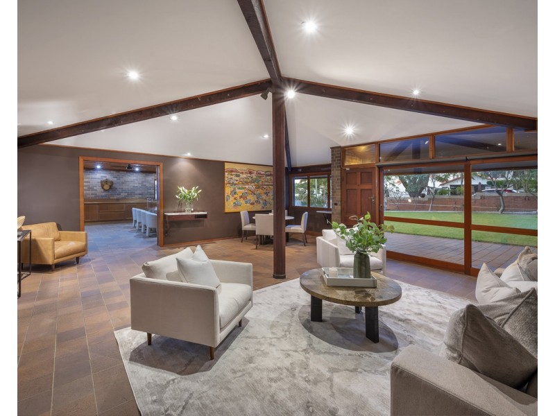 72 Enderley Road, Clayfield QLD 4011