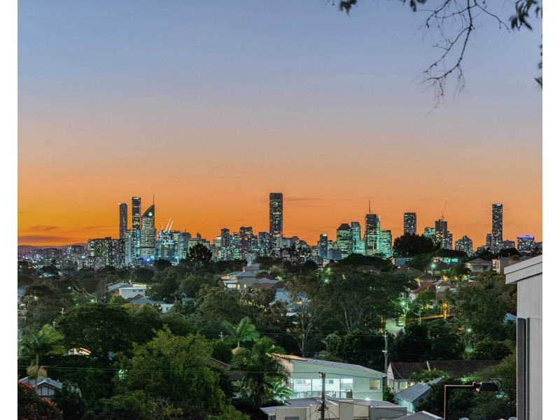 107 Brodie Street, Holland Park West QLD 4121