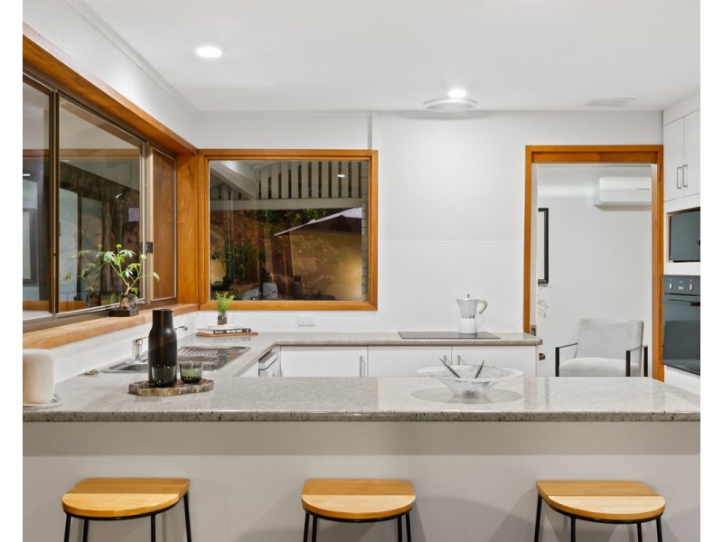 29 Fairweather Street, Kenmore QLD 4069