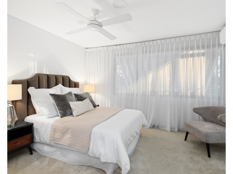 29 Fairweather Street, Kenmore QLD 4069