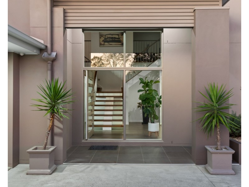 13 Kallatina Terrace, Karalee QLD 4306