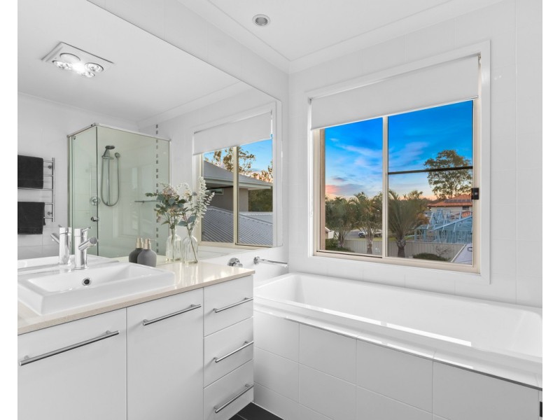 13 Kallatina Terrace, Karalee QLD 4306