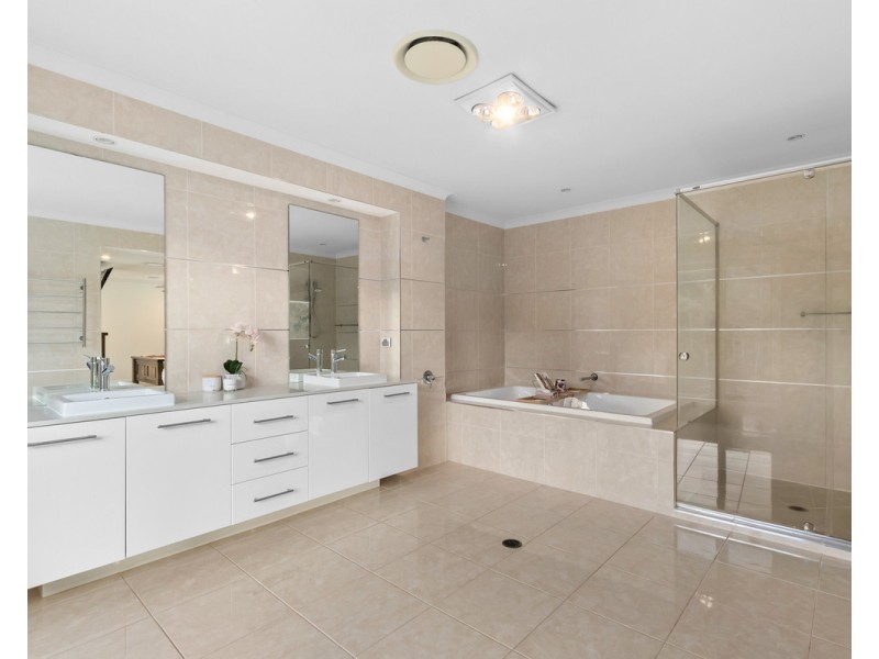 13 Kallatina Terrace, Karalee QLD 4306