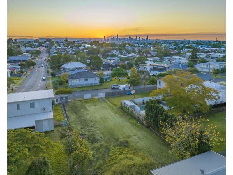 60 Brooks Street, Camp Hill QLD 4152