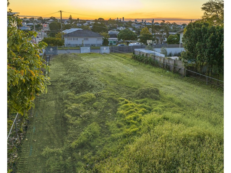 60 Brooks Street, Camp Hill QLD 4152