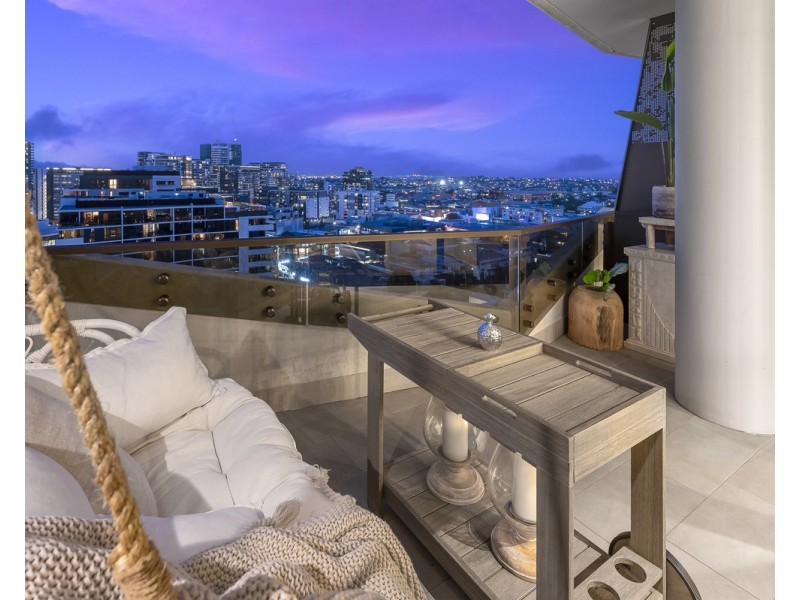 11602/7 Chester Street, Newstead QLD 4006