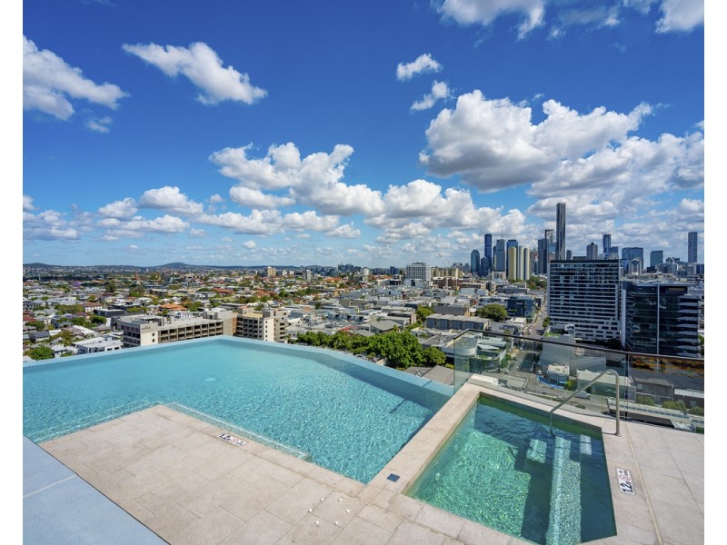 11602/7 Chester Street, Newstead QLD 4006