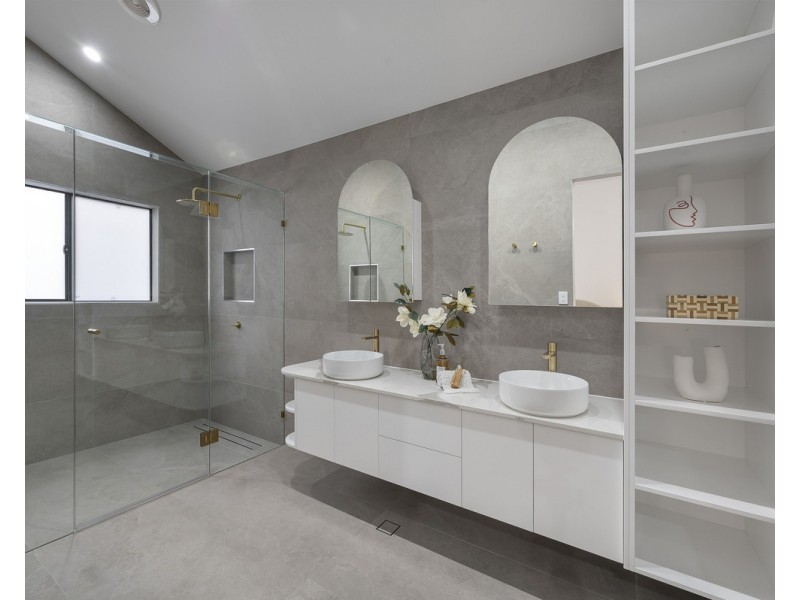 17 Hopetoun Street, Ascot QLD 4007