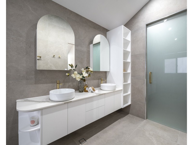 17 Hopetoun Street, Ascot QLD 4007