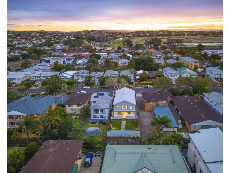 17 Hopetoun Street, Ascot QLD 4007