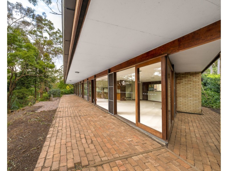 10 Roedean Street, Fig Tree Pocket QLD 4069