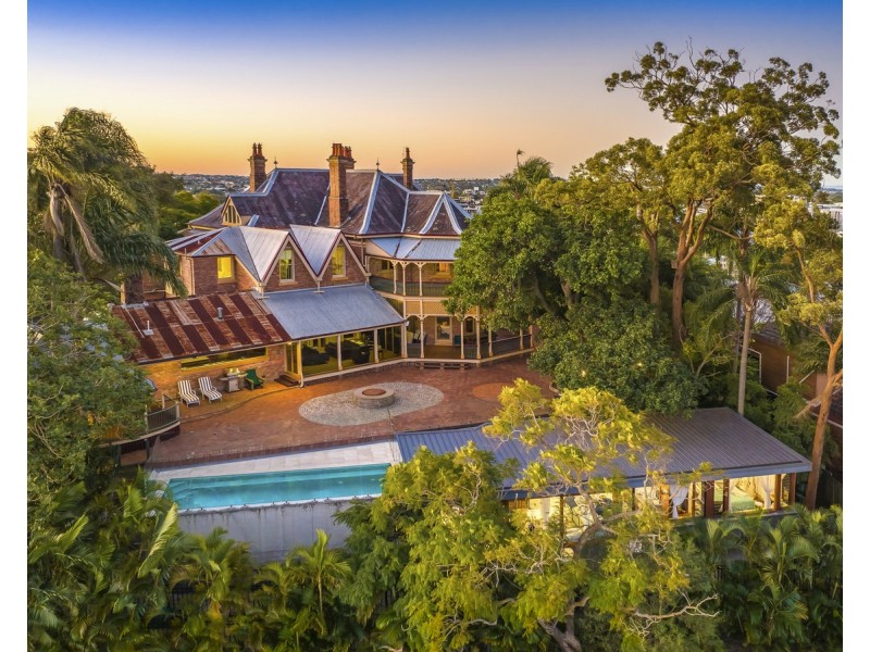 23 Rupert Street, Windsor QLD 4030