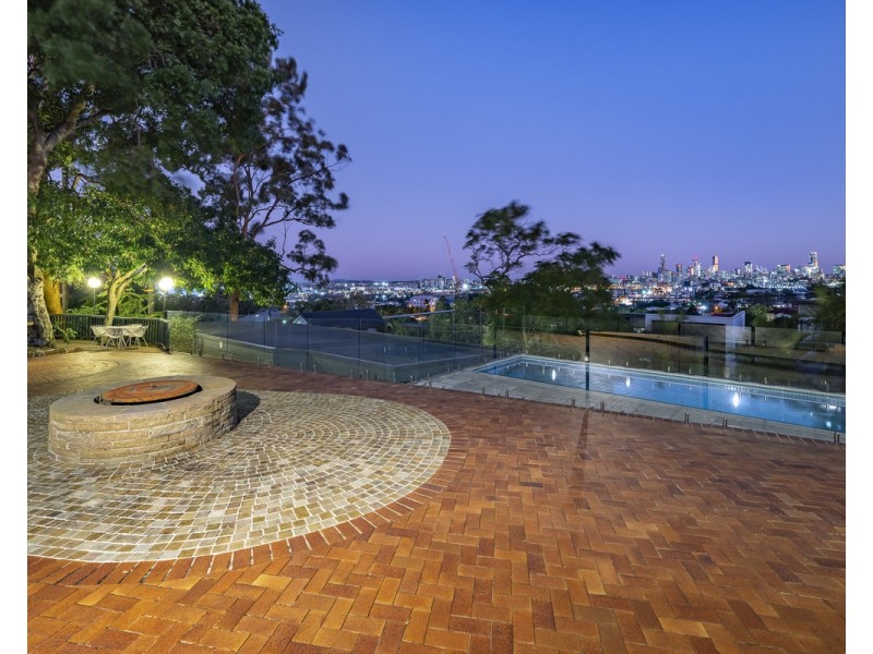 23 Rupert Street, Windsor QLD 4030