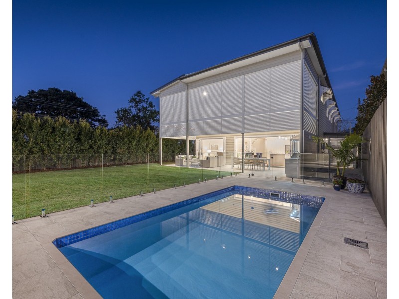 18 Doncaster Street, Hendra QLD 4011