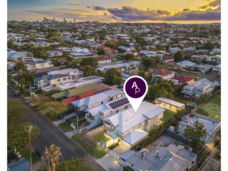 18 Doncaster Street, Hendra QLD 4011