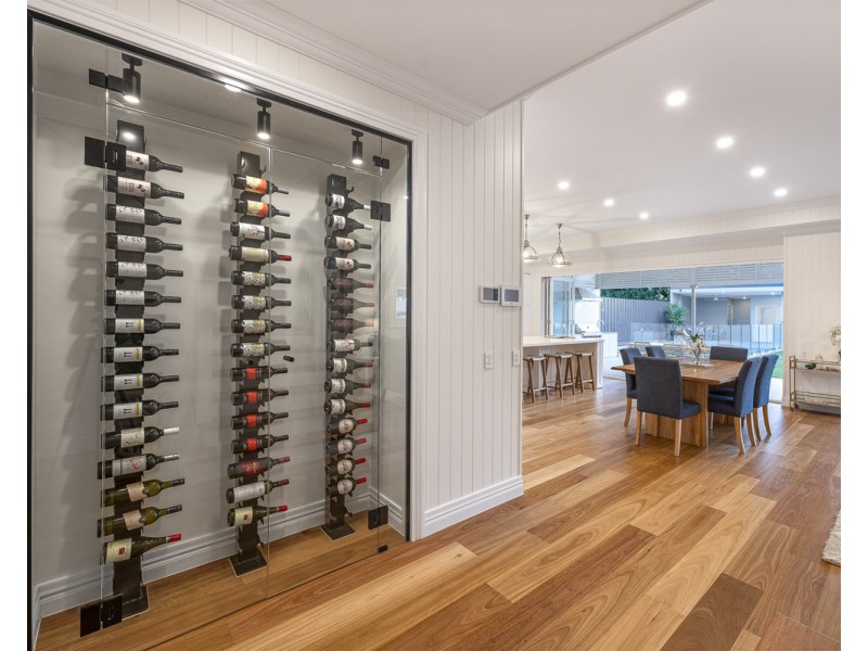 18 Doncaster Street, Hendra QLD 4011