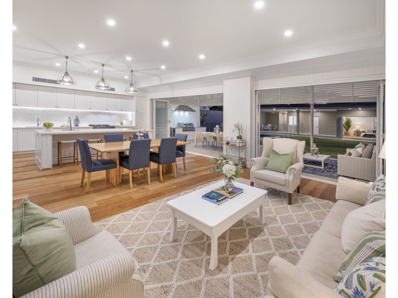 18 Doncaster Street, Hendra QLD 4011