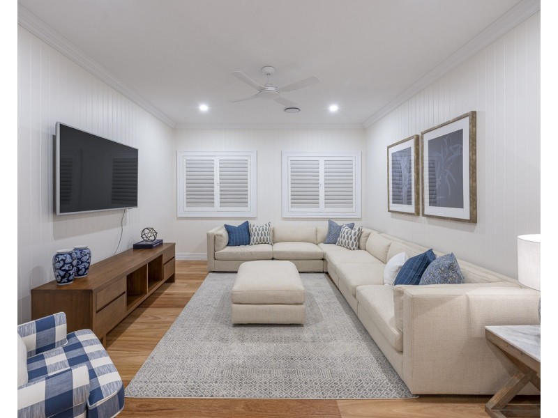 18 Doncaster Street, Hendra QLD 4011