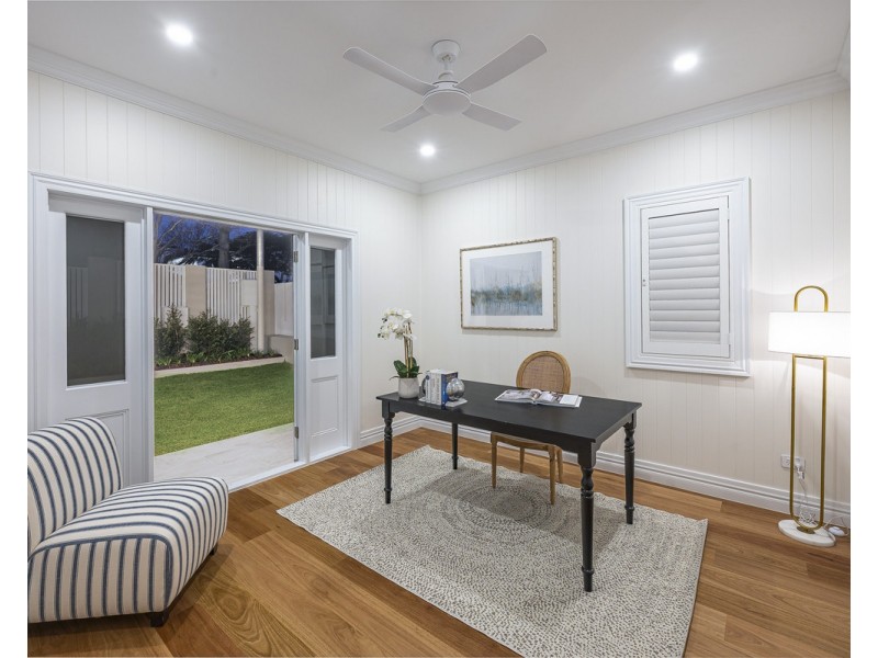 18 Doncaster Street, Hendra QLD 4011