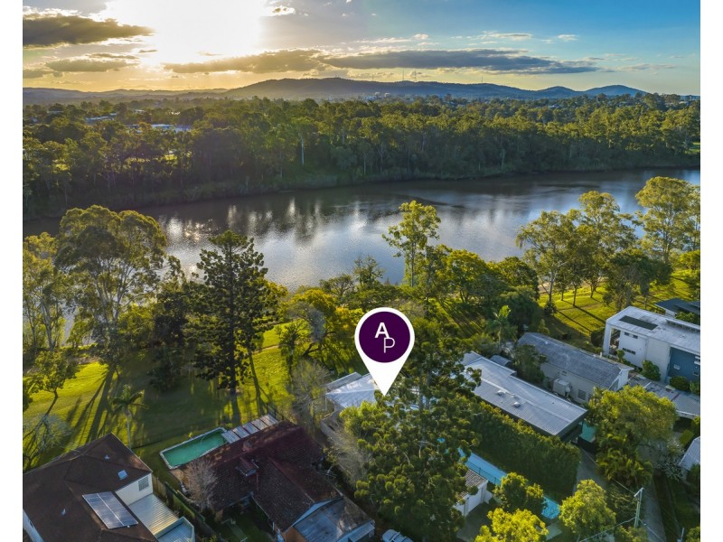 11 Oriana Crescent, Yeronga QLD 4104
