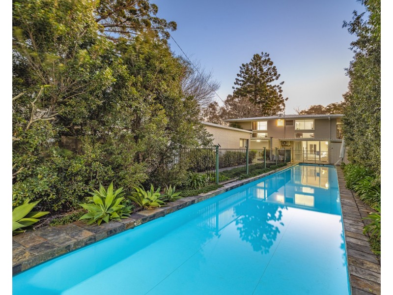 11 Oriana Crescent, Yeronga QLD 4104