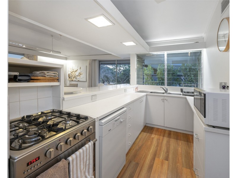 11 Oriana Crescent, Yeronga QLD 4104