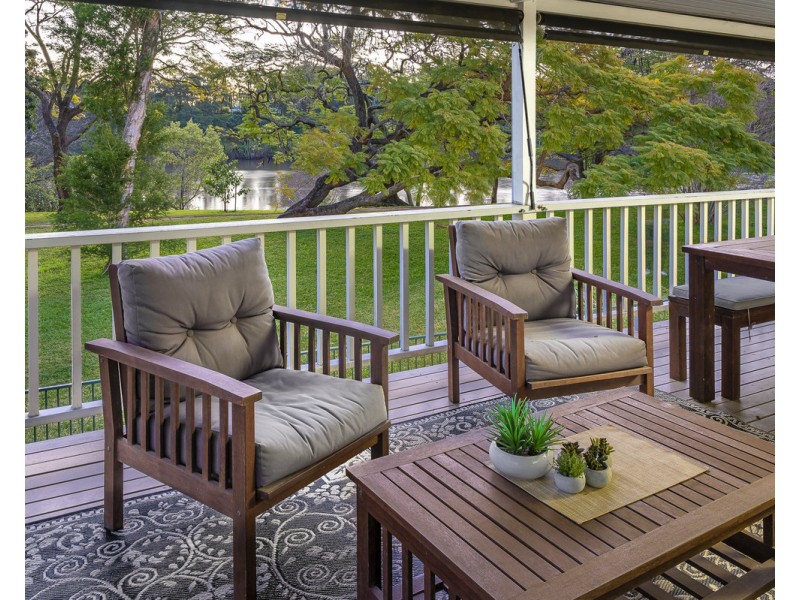 11 Oriana Crescent, Yeronga QLD 4104