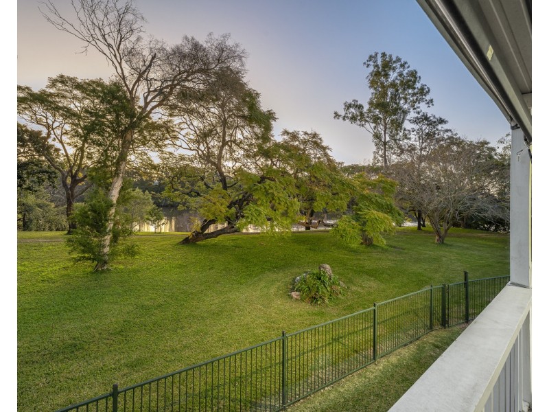 11 Oriana Crescent, Yeronga QLD 4104