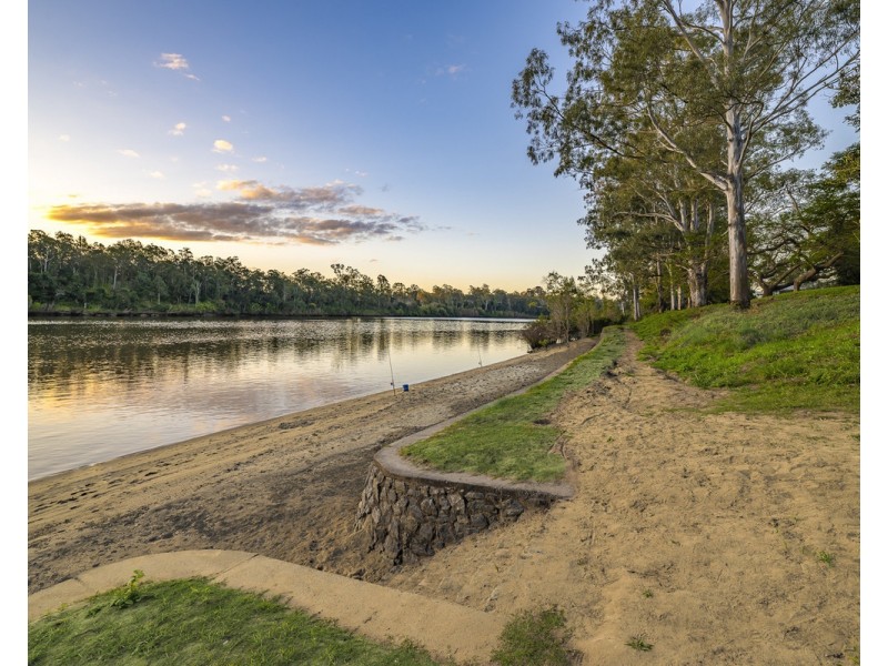 11 Oriana Crescent, Yeronga QLD 4104