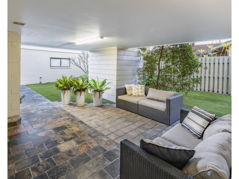 11 Oriana Crescent, Yeronga QLD 4104