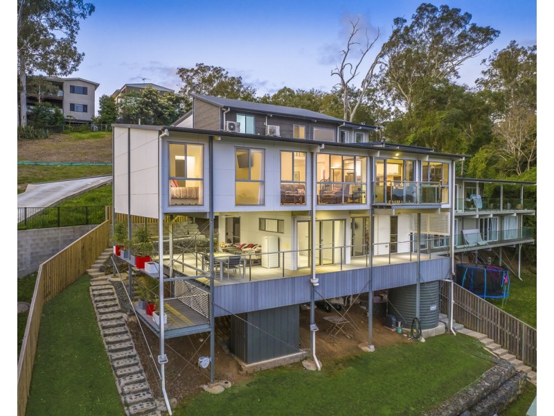 17 Choice Close, Kenmore QLD 4069