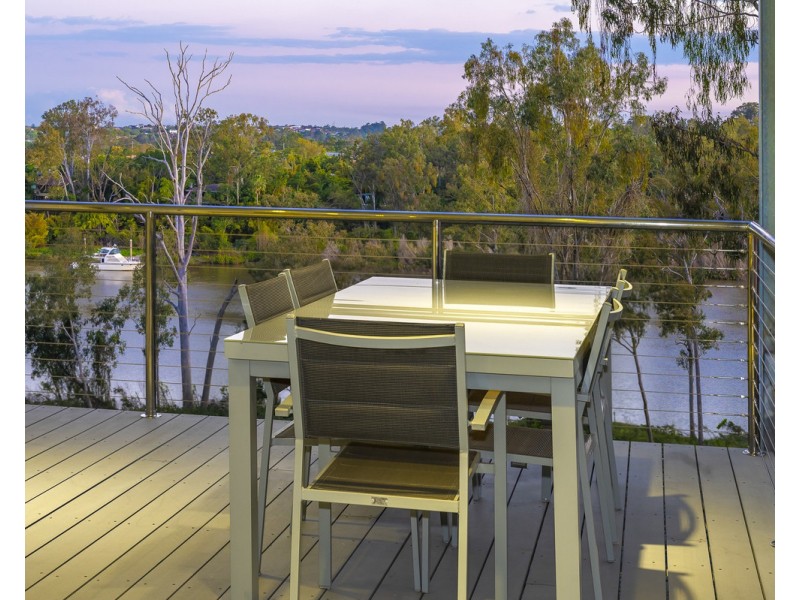 17 Choice Close, Kenmore QLD 4069