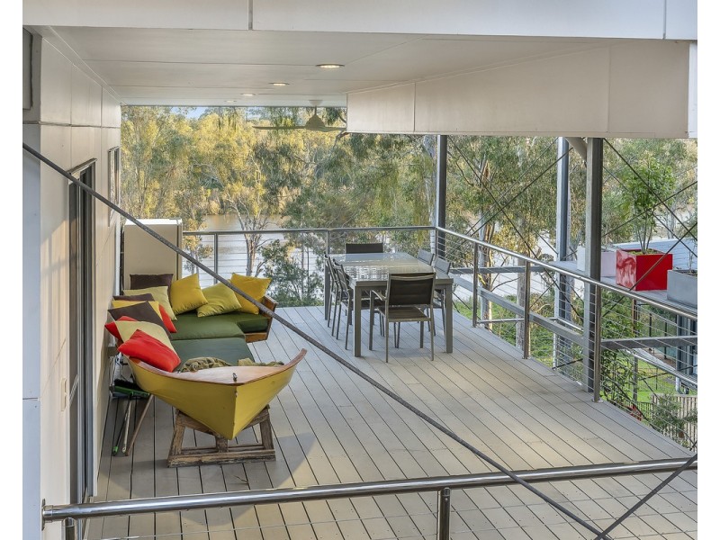 17 Choice Close, Kenmore QLD 4069