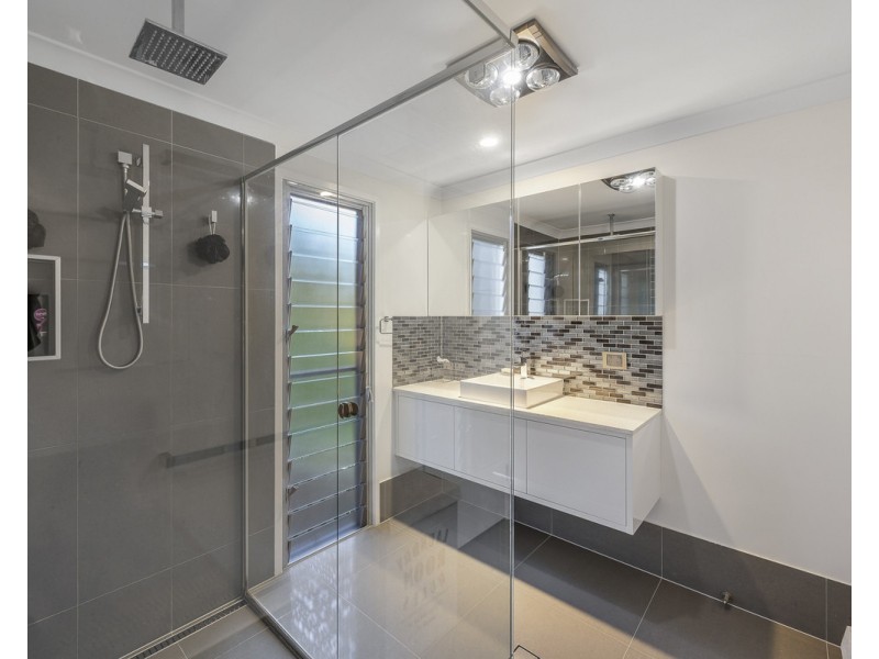 17 Choice Close, Kenmore QLD 4069