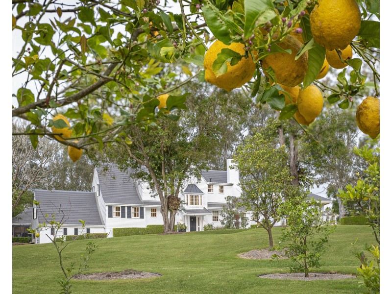 28 Zelita Road, Moggill QLD 4070