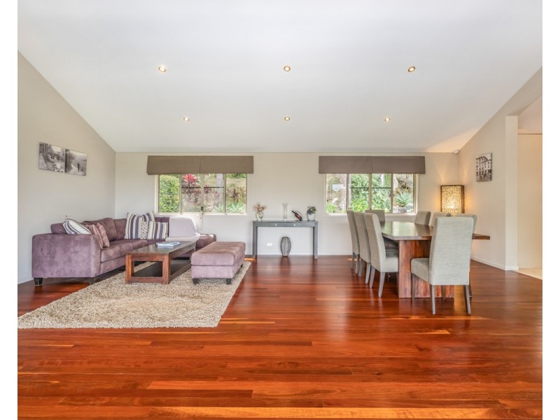 3 Tammin Place, Elanora QLD 4221