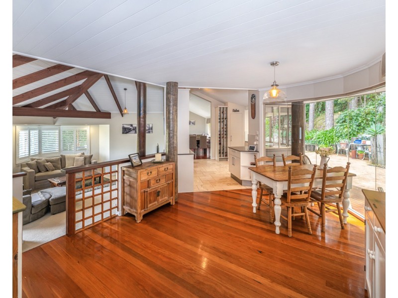 3 Tammin Place, Elanora QLD 4221