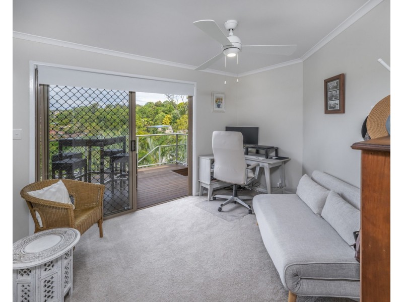 3 Tammin Place, Elanora QLD 4221