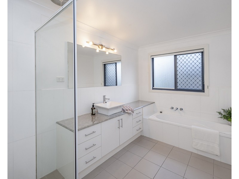 3 Elliott Street, Clayfield QLD 4011