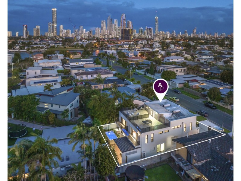 19 Wells Street, Southport QLD 4215