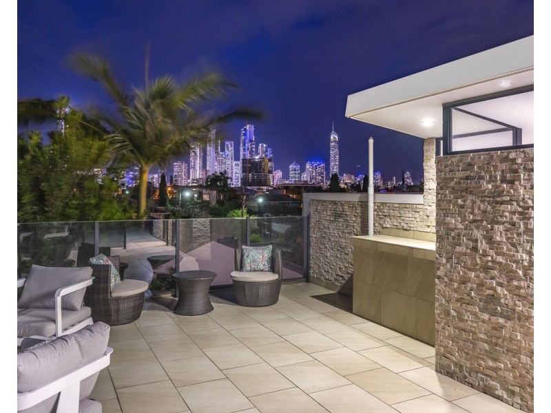 19 Wells Street, Southport QLD 4215